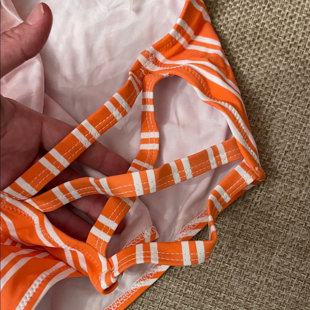 Cupshe Orange Ruffled Bikini Set - Picture 3 of 6